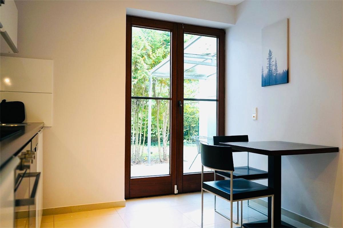 Haus Im Gruenen Fuer 6 Personen-3 Schlafzimmer- 3 Baedern -Waschmaschine-Grosse Terrasse- Vollausgestattete Kueche Wolfsburg Dış mekan fotoğraf